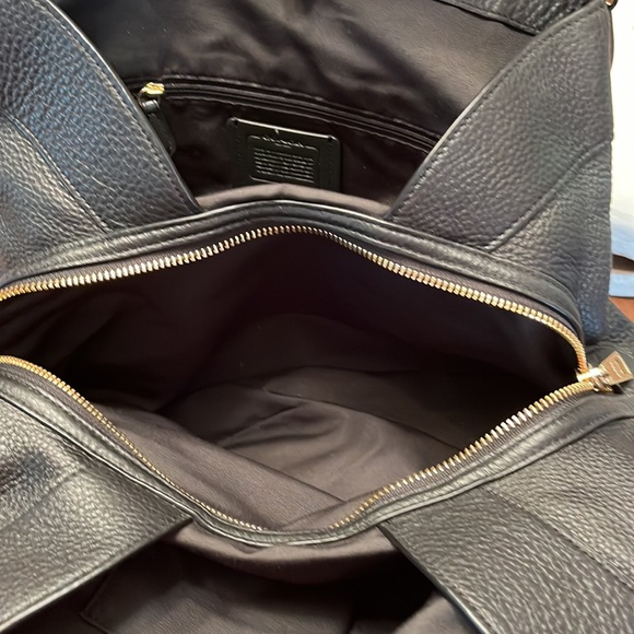 Coach Black Bag, Soft Pebble Leather - Picture 9 of 10